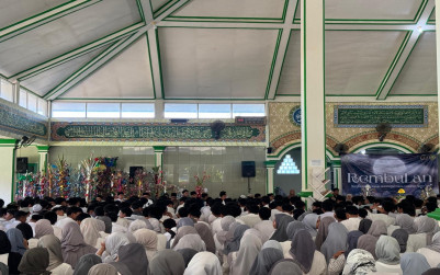 MAN 1 Bandarlampung Gelar Peringatan Maulid Nabi Muhammad SAW 1446 H