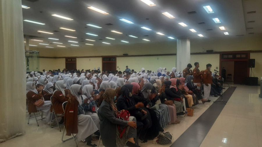 Kunjungan Studi Kolaborasi MAN 1 Bandar Lampung ke Kampus UGM