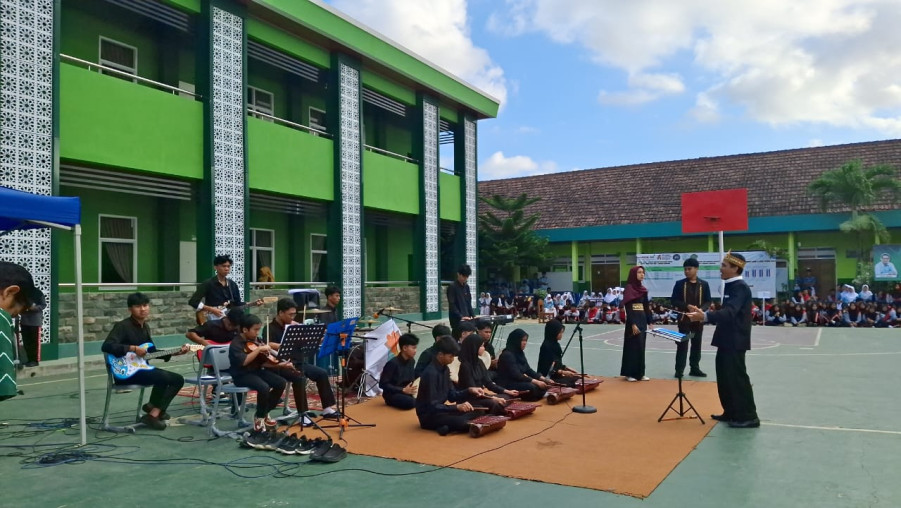 Demo ekstrakurikuler Meriahkan Penutupan Matsama MAN 1 Bandar Lampung