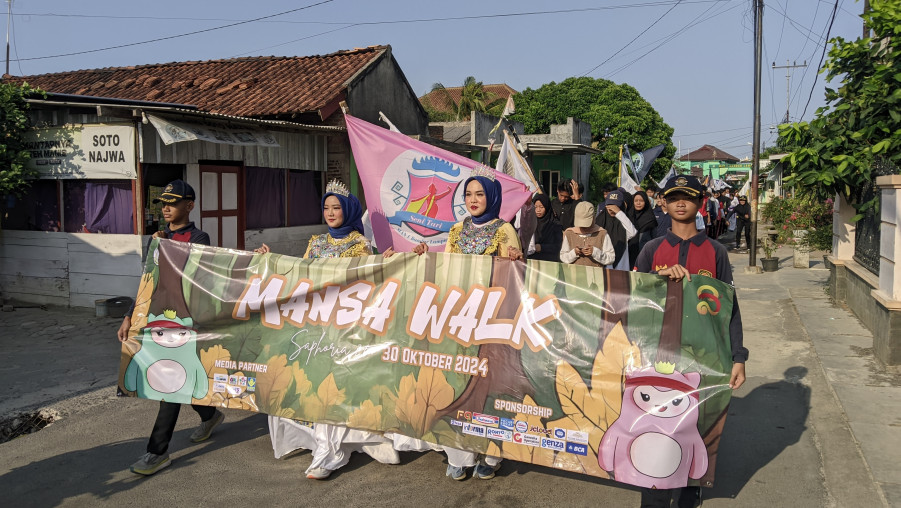 Semarak Mansa Walk sebagai Penutup Acara SAPHORIA serta Milad Ke-45 MAN 1 Bandar Lampung
