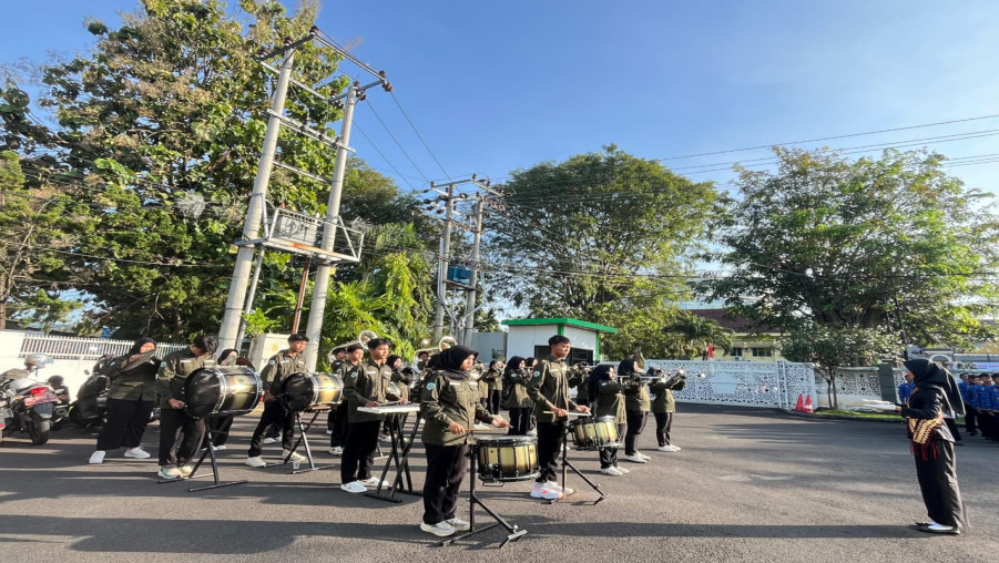 Marching Band MAN 1 Bandar Lampung Bertugas pada Upacara Hari Lahir Pancasila di Kanwil Kemenag Lampung