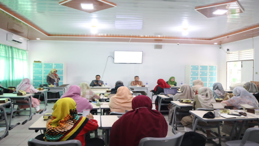 Rapat Koordinasi Kelas Unggul MAN 1 Bandarlampung : Menguatkan Sinergitas dalam Program Kerja