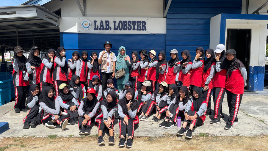 Kunjungan Kelas 11 MIA Unggul ke BBPBL Lampung