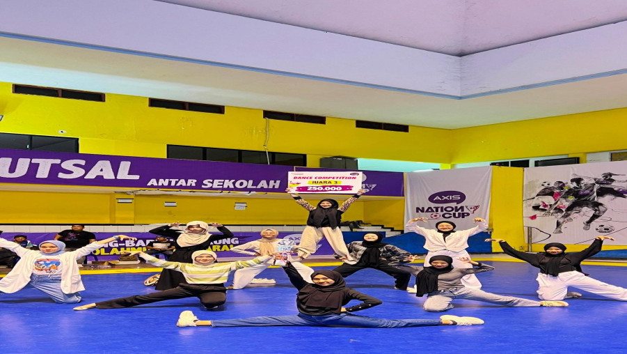 Tim Dance MAN 1 Bandarlampung Raih Juara Axis Nation Cup 2024