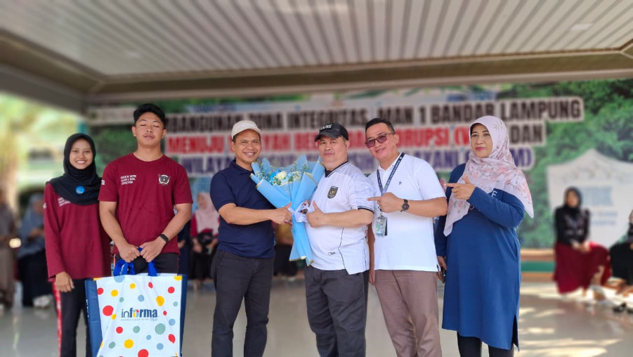 Tutup Masa Pengabdian, Drs. Arzan Kamal Sampaikan Pesan untuk Keluarga Besar MAN 1 Bandar Lampung