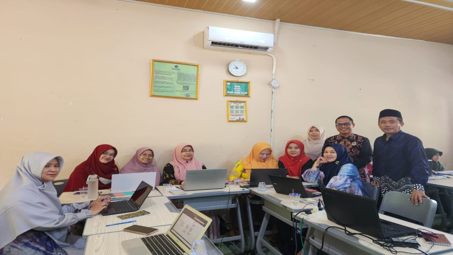 Bimtek IKM Hari Kedua MAN 1 Bandar Lampung, Simak di Sini