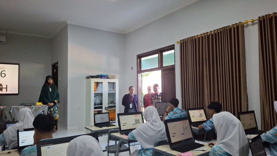 Monev Ujian Madrasah, Kemenag Kota Bandar Lampung Apresiasi Digitalisasi di MAN 1