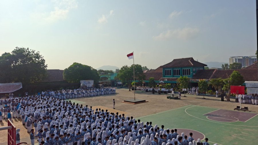 MAN 1 Bandar Lampung Gelar Upacara Hari Santri Nasional 2026, Tegaskan Semangat Resolusi Jihad