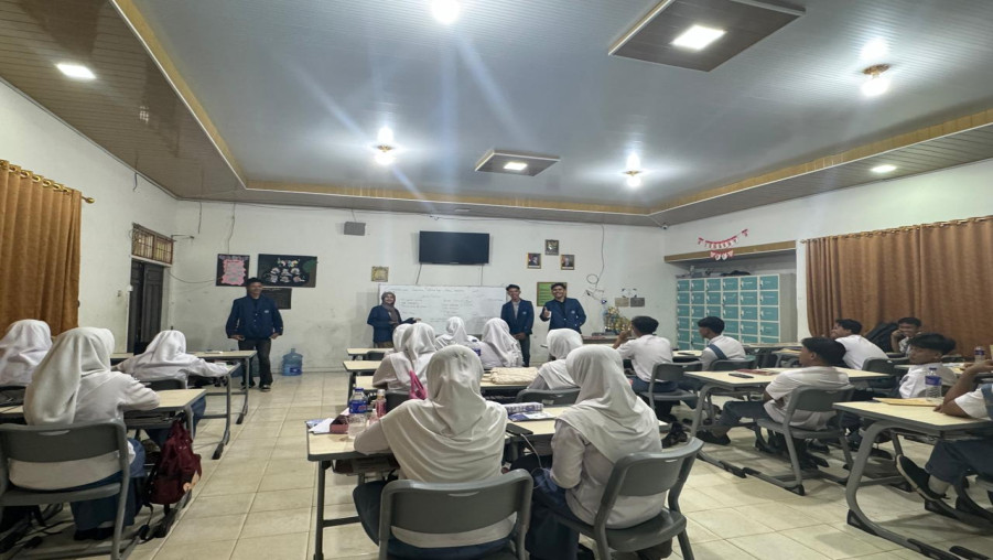 Kenalkan Kampus, Mahasiswa Unila Kunjungi MAN 1 Bandarlampung