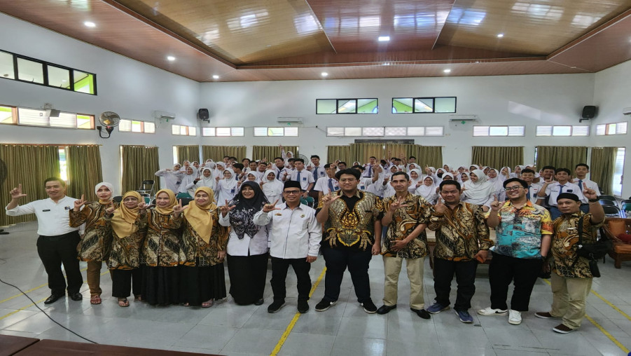 Siswa  - Siswi Kelas XII MAN 1 Bandarlampung Antusias Ikuti Sosialisasi  Fisip UIN Syarif Hidayatullah Jakarta