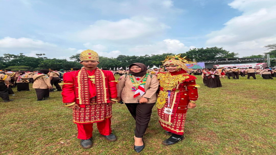 Tenaga Pendidik MAN 1 Bandarlampung Dampingi KPMN di Cibubur