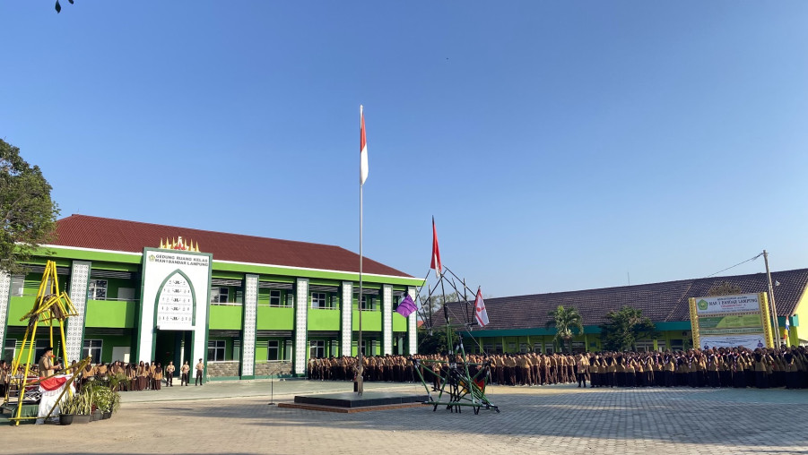 Upacara Peringatan Hari Pramuka Ke-63 MAN 1 Bandar Lampung