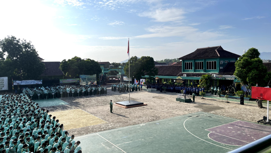 MAN 1 Bandar Lampung Melaksanakan Upacara Peringatan Hari Kesaktian Pancasila