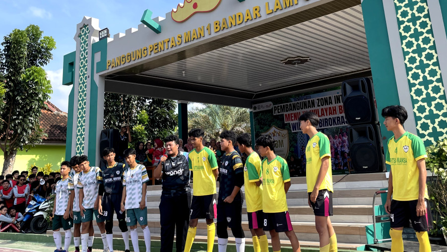 Tim Futsal Series Region Lampung Kunjungi MAN 1 Bandar Lampung