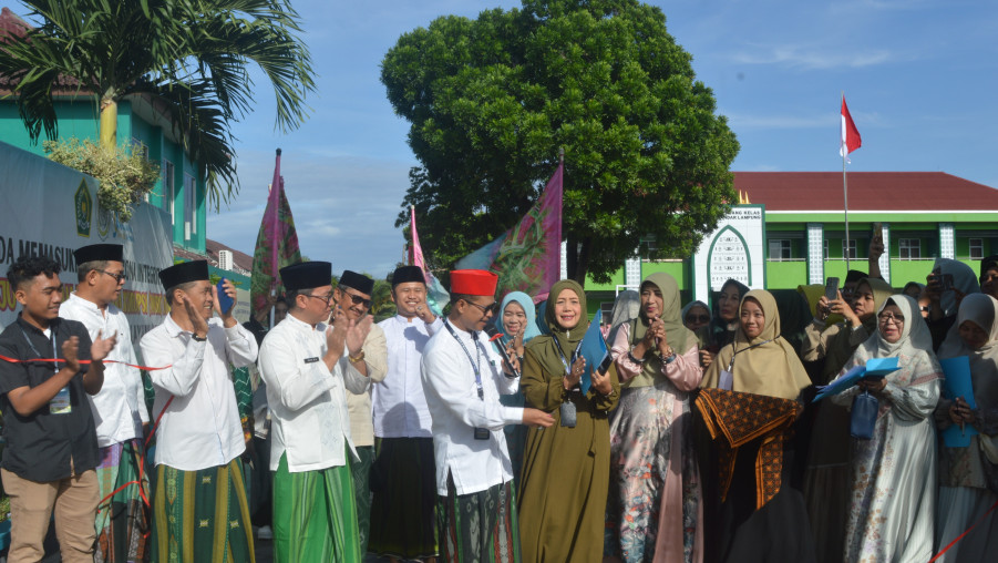 MAN 1 Bandar Lampung Memperingati Maulid Nabi Muhammad Saw 1447 H