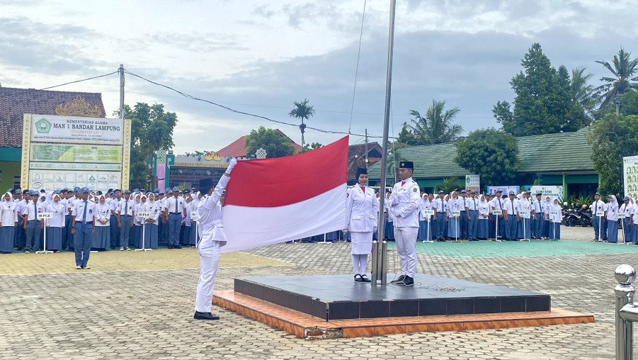 MAN 1 Bandar Lampung Peringati Hari Sumpah Pemuda ke-97