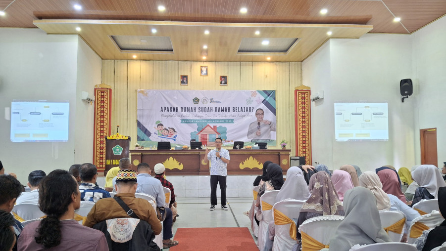Perkuat Peran Orang Tua, MAN 1 Bandar Lampung Selenggarakan Parenting dan Sosialisasi Program Kelas Unggulan