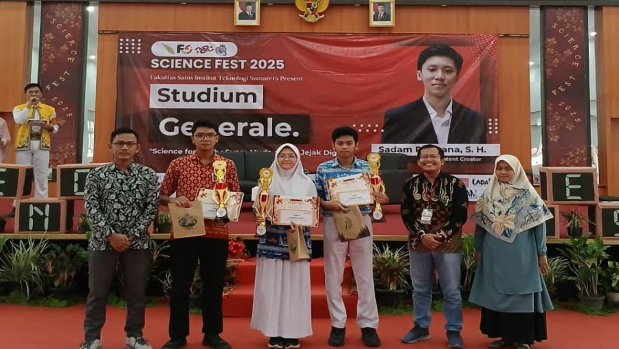 Siswa MAN 1 Bandar Lampung Berprestasi di Ajang Science Fest Institut Teknologi Sumatra 2025
