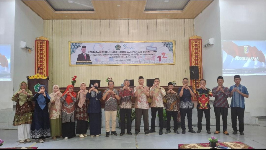 Tingkatkan Kompetensi, Guru-Guru Matematika MAN 1 Bandarlampung Ikuti Pelatihan Metode Gasing