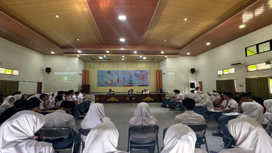 Siswa Kelas XII Unggul MAN 1 Bandarlampung Ikuti Bimbingan Karier