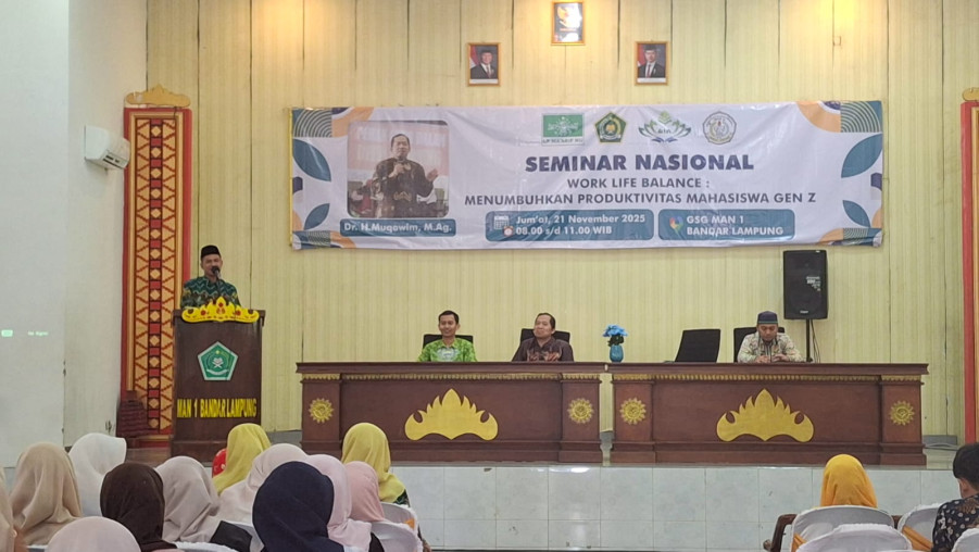 Guru MAN 1 Bandar Lampung Ikuti Seminar Nasional Work–Life Balance