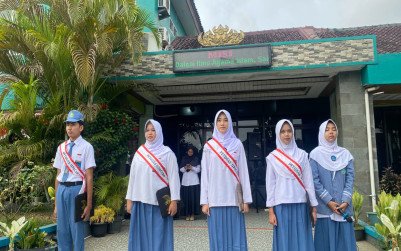 Upacara Rutin MAN 1 Bandar Lampung: Tekankan Disiplin Dimulai dari Kebiasaan Kecil Untuk Para Murid Madrasah