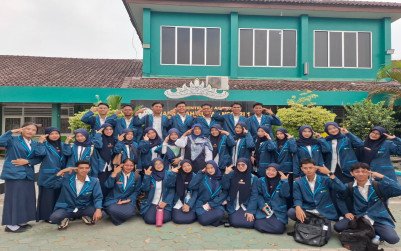 Murid MAN 1 Ikuti Edukasi Pencegahan Kecemasan dan Depresi dari Poltekkes Tanjungkarang
