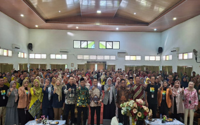 BSI Berkolaborasi dengan Kemenag Kota Bandar Lampung, Serahkan Buku Tabungan dan ATM Gaji Kepada CPNS dan PPPK