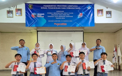 Lolos ke Tingkat Provinsi OSN dan FLS3N 2026, Sembilan Siswa MAN 1 Bandar Lampung Terima Apresiasi