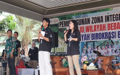Gen Z Take The Lead! RRI Pro 2 Ajak Pelajar MAN 1 Bandar Lampung Cerdas Bermedia Sosial dan Tolak Narkoba