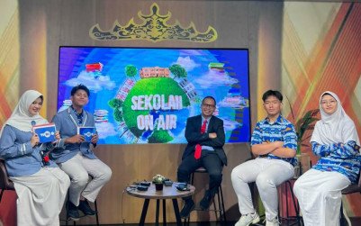 MAN 1 Bandar Lampung Tampil dalam Program Sekolah On Air TVRI Lampung