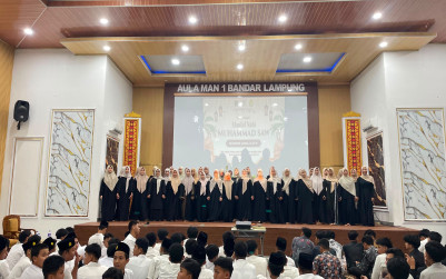 Semarak Maulid Nabi  di Asrama Lukman El-Hakim MAN 1 Bandar Lampung, Siswa Tampilkan Sholawat Kreasi